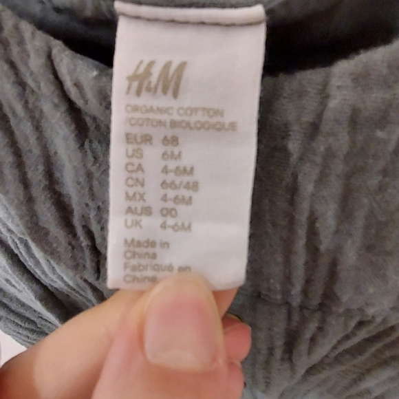 H&M Romper - Picture 2 of 2